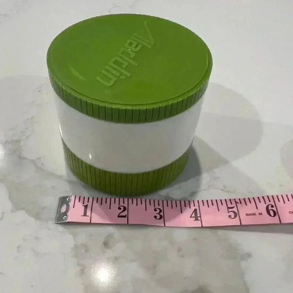 Vintage Aladdin Thermos Green and White 8 oz Model #7000 - Picture 6 of 7